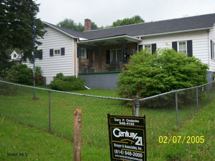 Northern Cambria- Marsteller area - 1 story, 3 Bedrooms, Laundry on the 1st floor. Nice rec room in basement. 2 car garage on a 90 x 150 fenced lot.