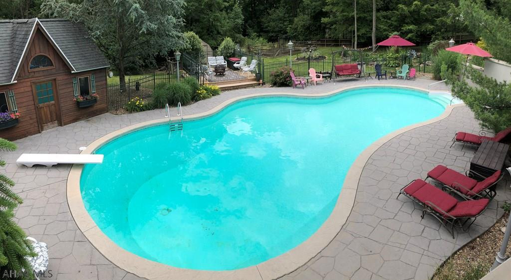 Elmwood - Residential