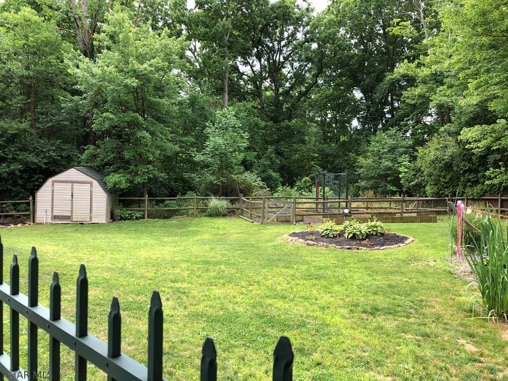 Elmwood - Residential