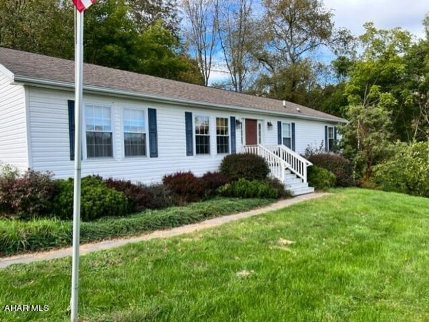 Three bedroom, 2 full bath ranch on 4+ acres.  Great kitchen, family room, living room and nice size bedrooms.  Unfinished large basement and large backyard.  Property partly wooded.