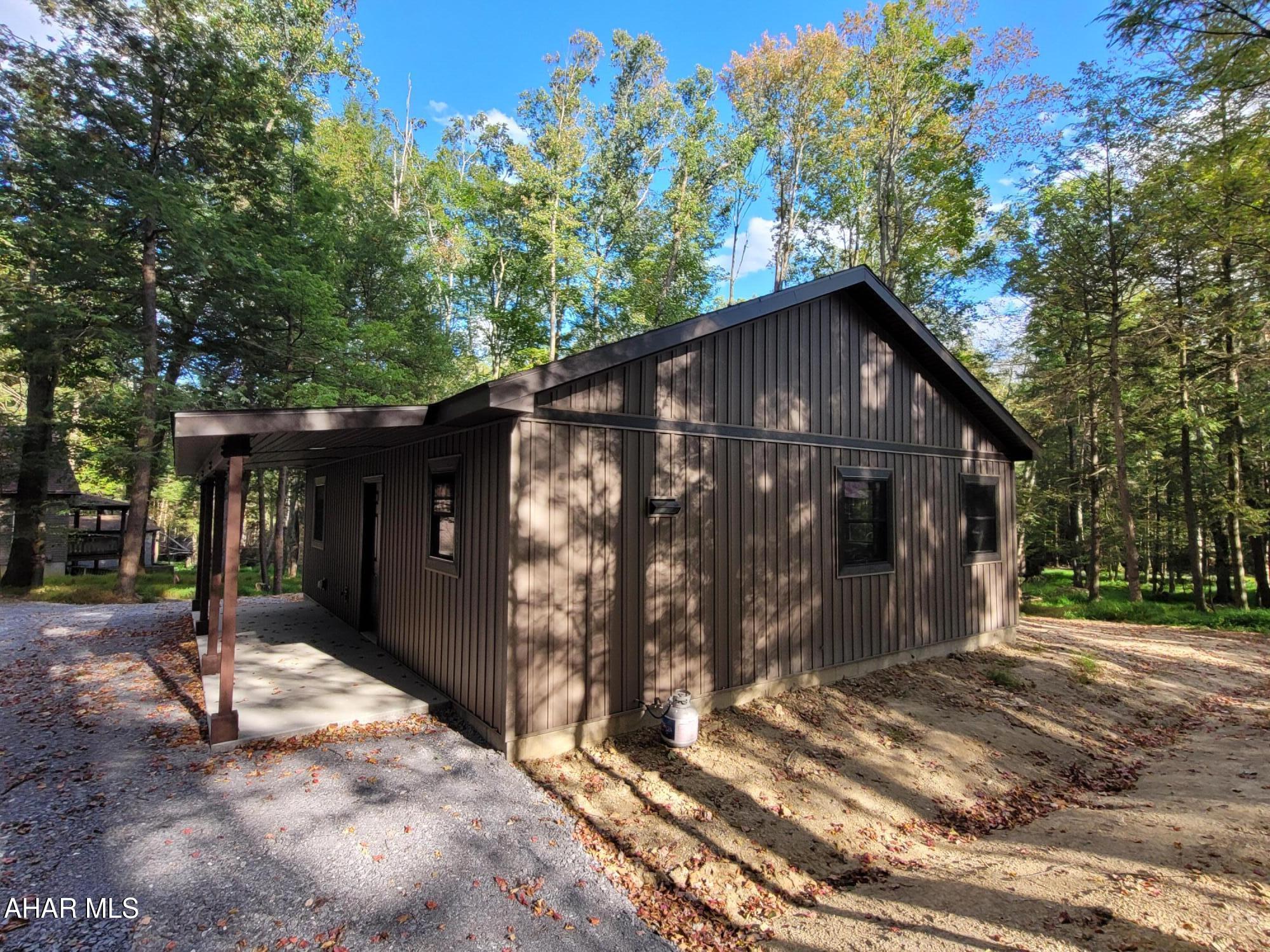 Glendale Yearound - Residential