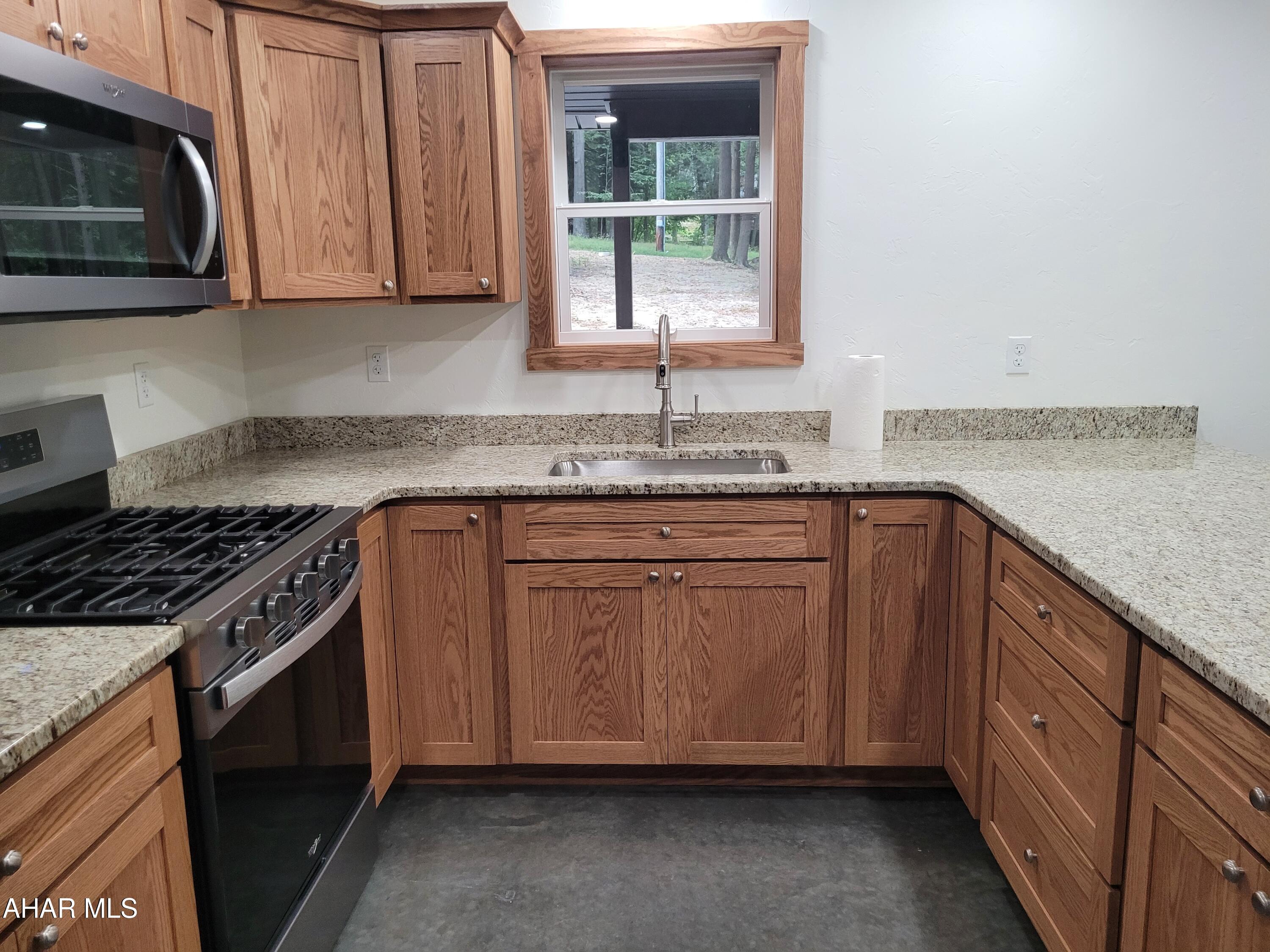 Glendale Yearound - Residential