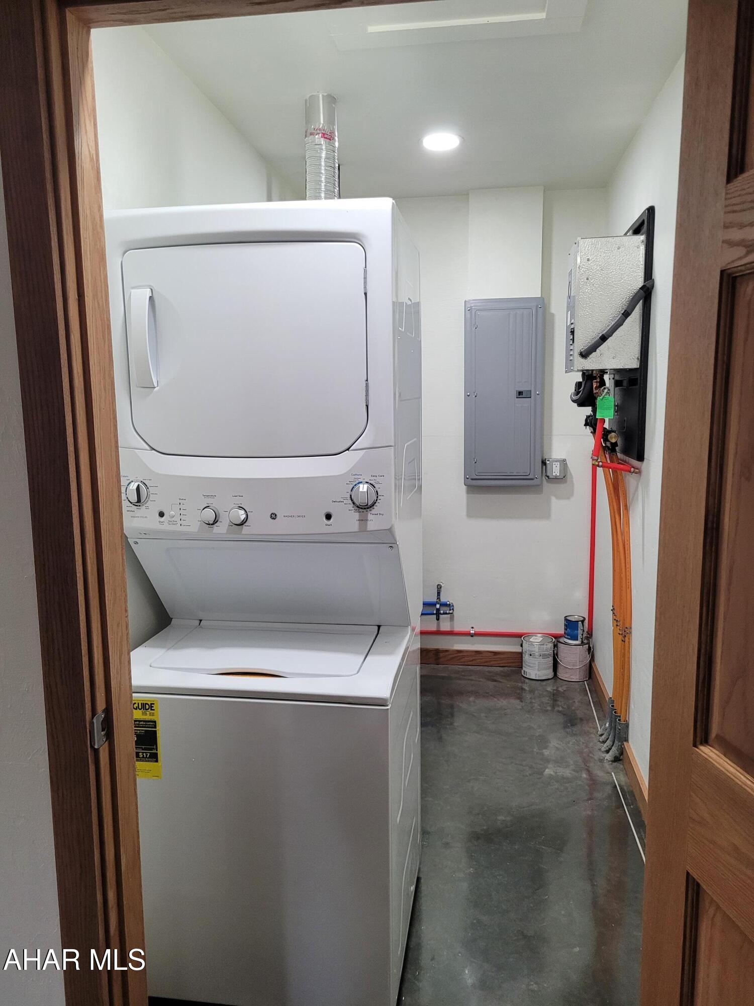 Glendale Yearound - Residential