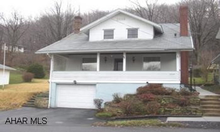 TWO STORY W/ 1ST FLOOR LAUNDRY ROOM AND 1/2 BATH. LOGAN TWP-RED HILL AREA-QUIET AREA DEAD END STREET. PRIDE OF OWNERSHIP, IMMACULATE MOVE IN CONDITION. SALE INCLUDES ALL APPLIANCES. LOGAN TWP-RED HILL AREA-QUIET AREA DEAD END STREET. PRIDE OF OWNERSHIP, IMMACULATE MOVE IN CONDITION. SALE INCLUDES ALL APPLIANCES.