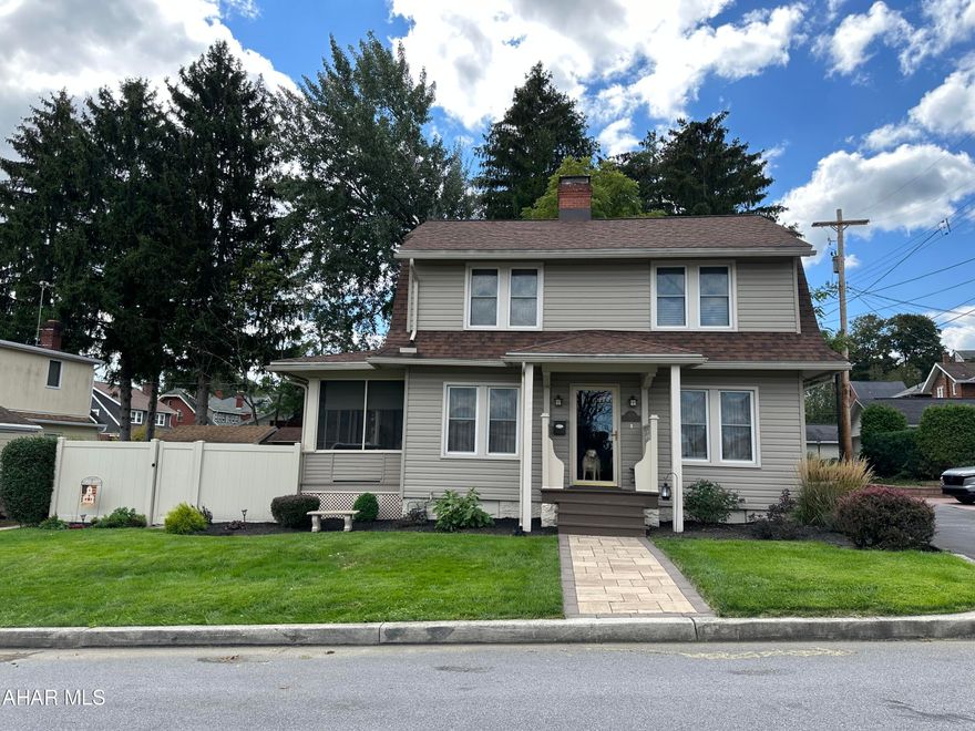 Located in Fairview this adorable 2 story is move in ready.  Nothing left to be done......it has all been done for you...3 bedrooms, A/C, modern Kitchen, gas FP,   The fenced- in yard creates privacy for backyard living to enjoy the fire pit...Pavers finish the patio connected to the turf area.....Immaculate.    Don't miss it!!