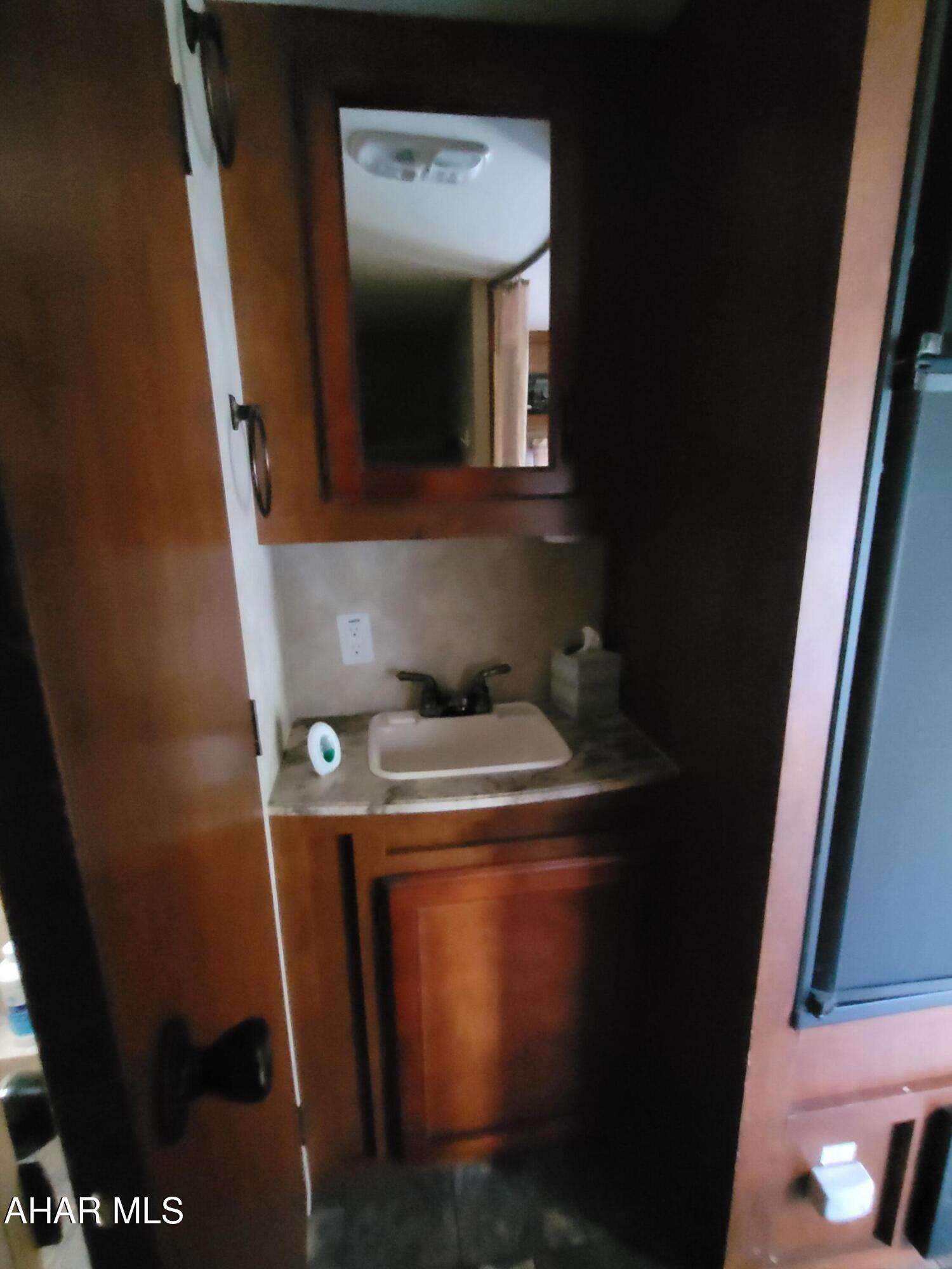 Glendale Yearound - Residential