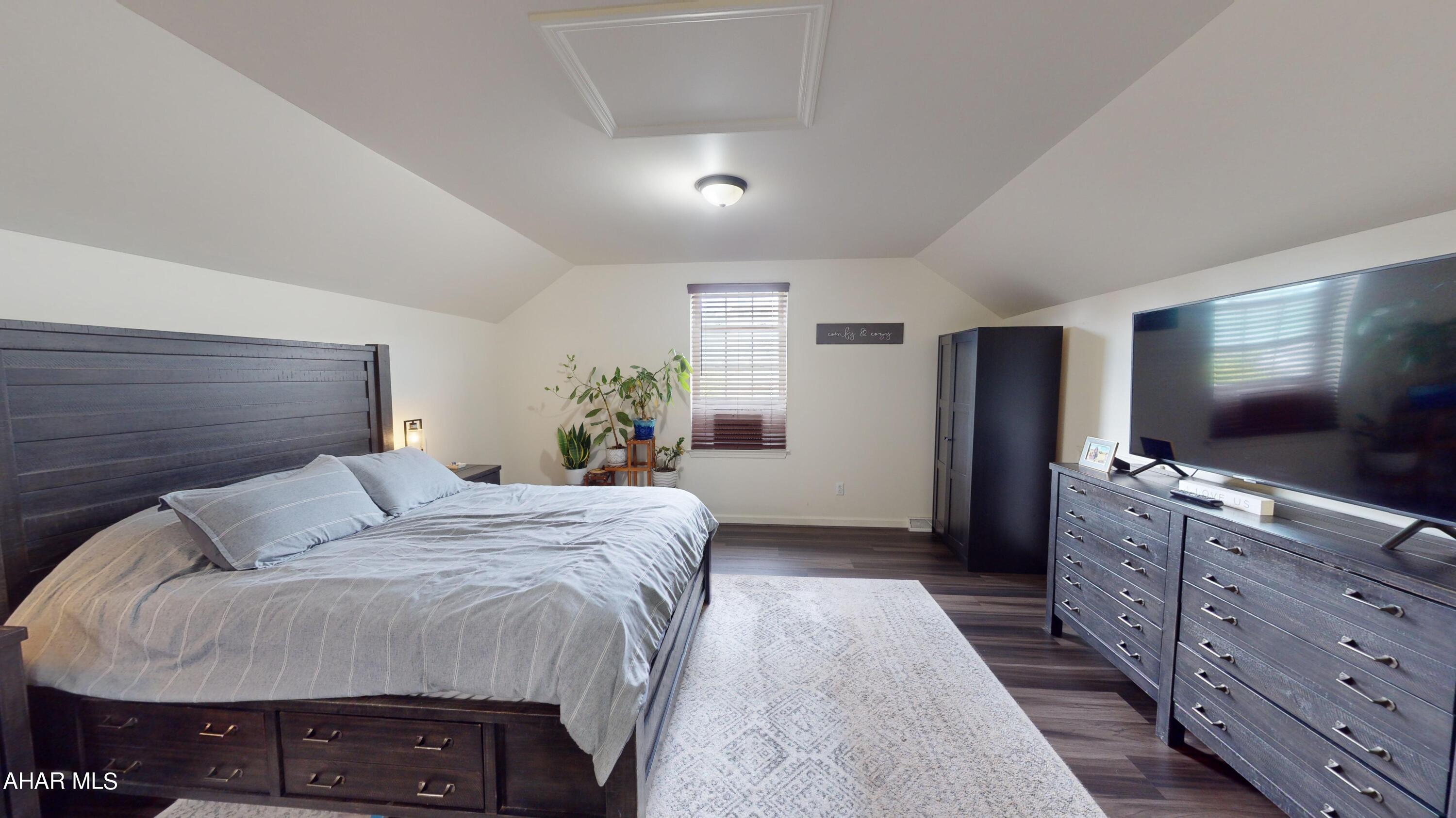 Holiday Hills - Residential