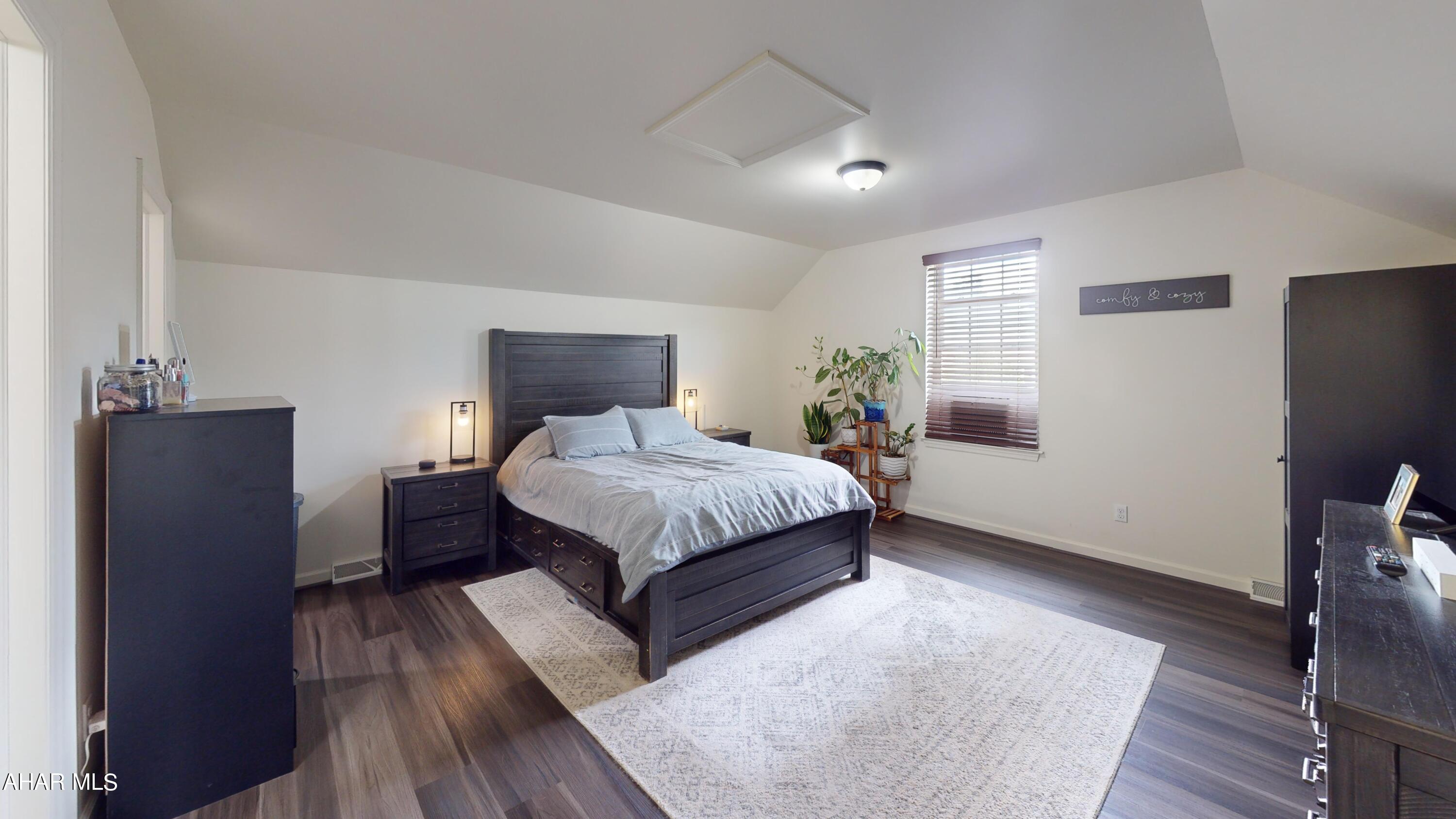 Holiday Hills - Residential