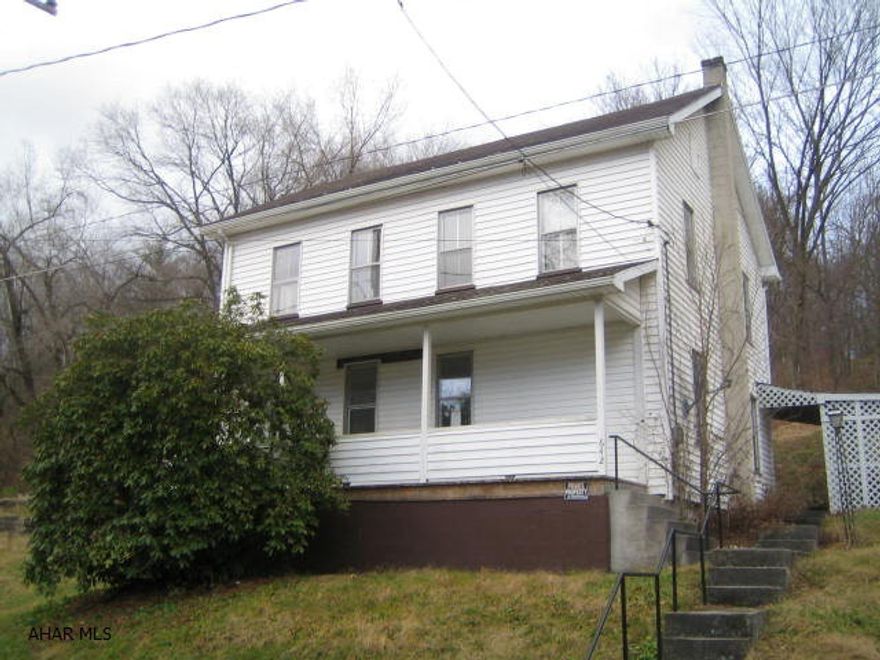 Hopewell property is a handyman special and perfect for investors. Large kitchen, living room and dining room. Second floor has unfinished rooms, but could be nice with some work. AS-IS addendum required. Seller will make no repairs.