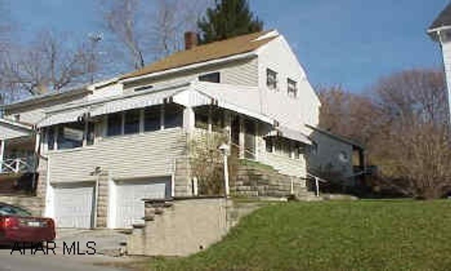 Lots of potential.  Nice size rooms.