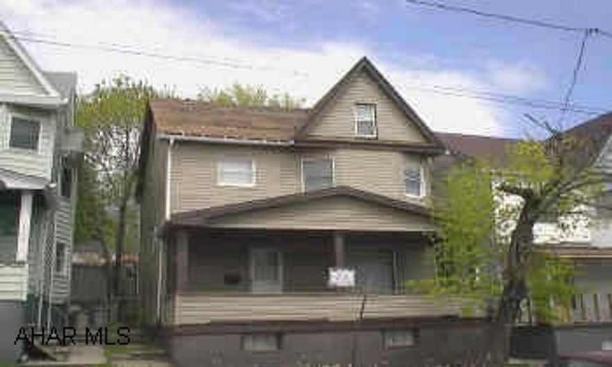 2.5 STORY, 3 BEDROOMS, FINISHED 3RD FLR. NEWER WINDOWS, VINYL SIDING, PRIVATE BACK YARD.  CALL RICK MASCIA 946-4343 X151.