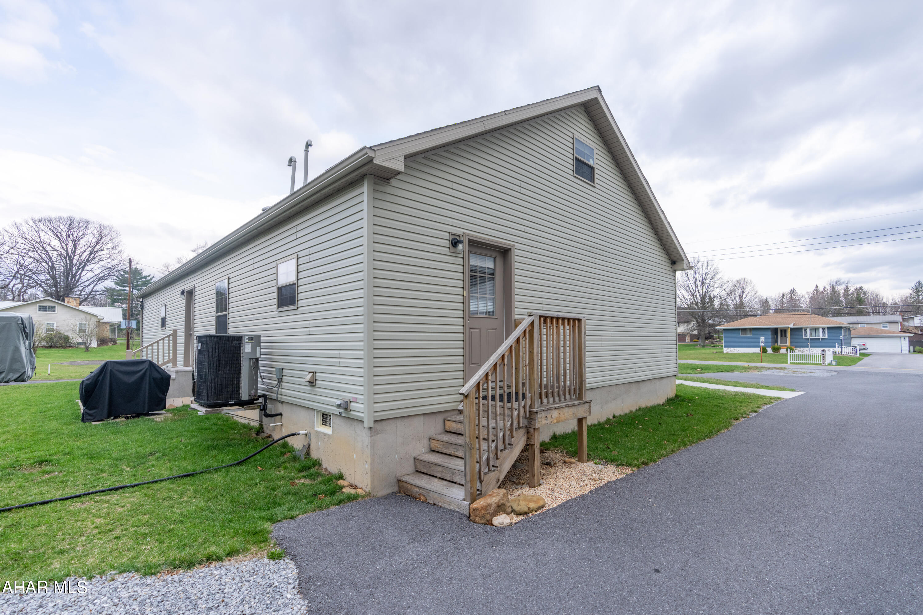 Foot of Ten - Residential