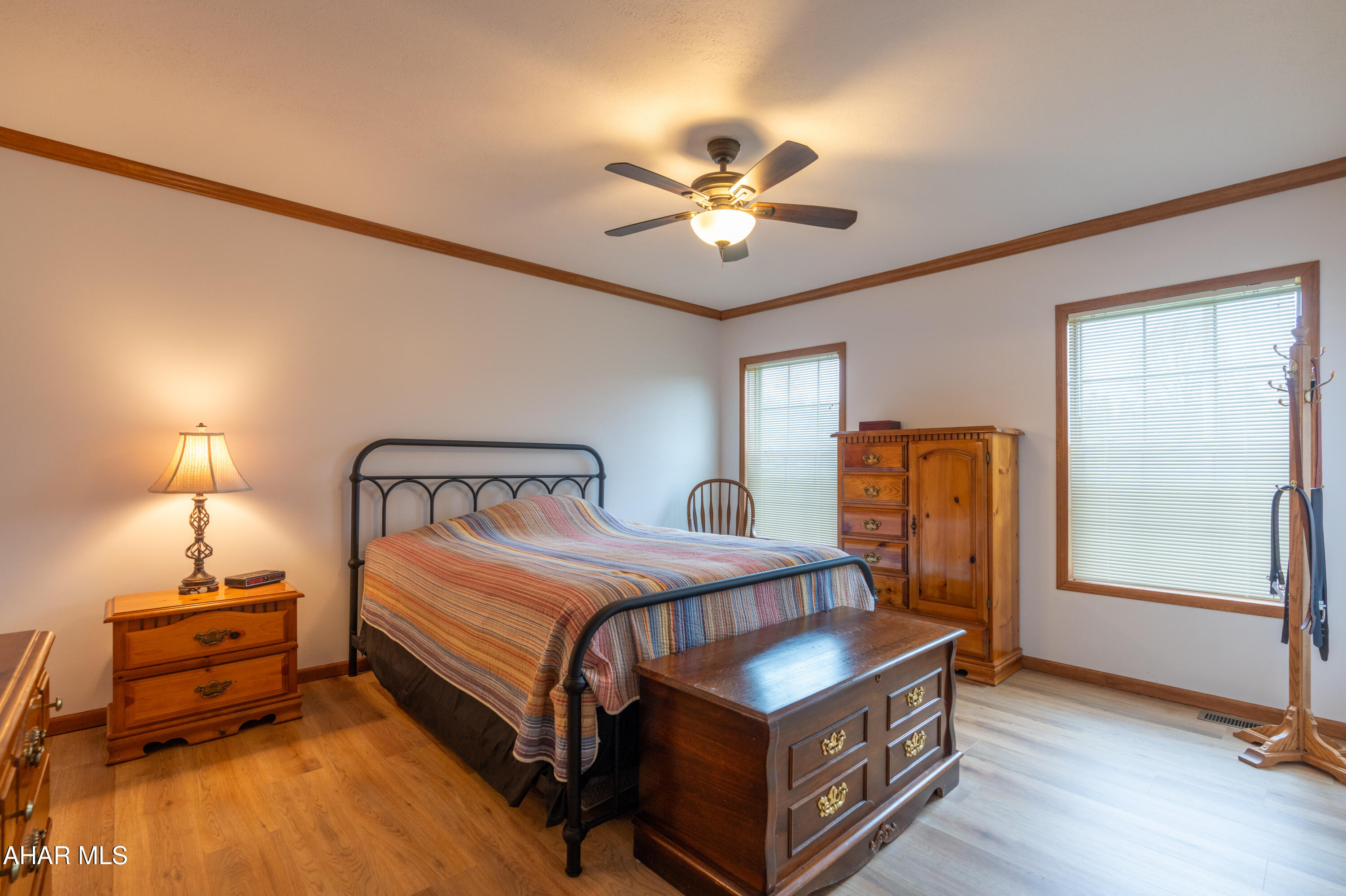 Foot of Ten - Residential