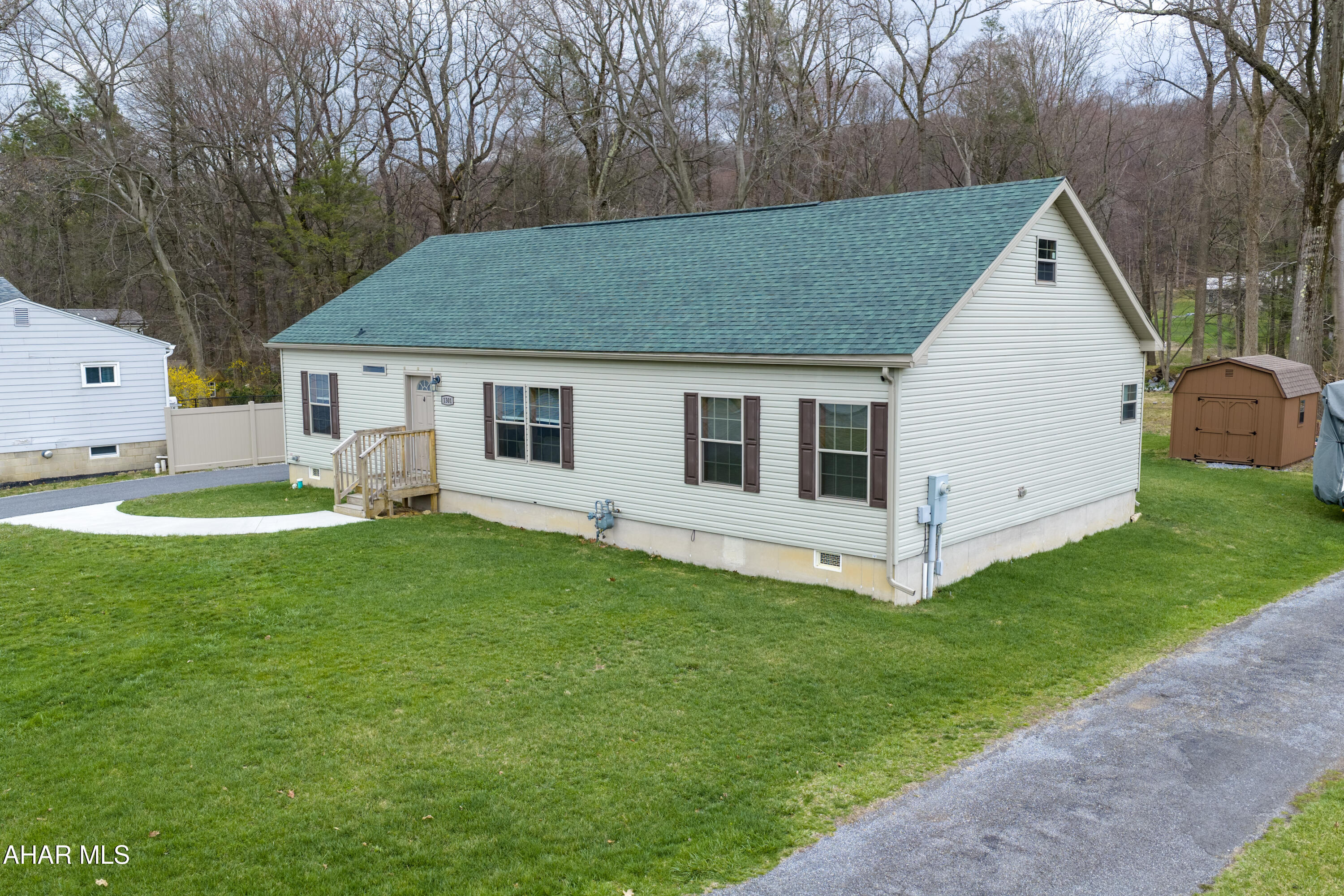 Foot of Ten - Residential