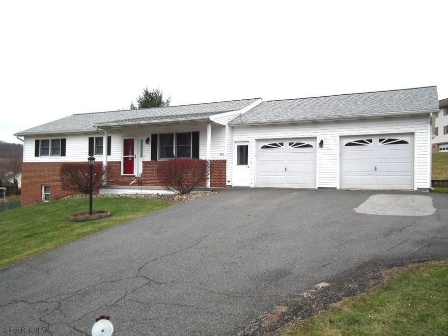 All new Hardwood Bamboo flooring throughout!  1 story with 2 car oversize garage in Penn Farm area.  Refinished counters in kitchen with breakfast bar, new s/s appliances.  Pantry was just added (was a 1st floor laundry - could be again).  New bathroom flooring and tub/shower.  Refreshed landscaping (summertime), basement has been waterproofed and plumbed for bathroom.  Outside just powered washed (summer).  Call today for your showing!