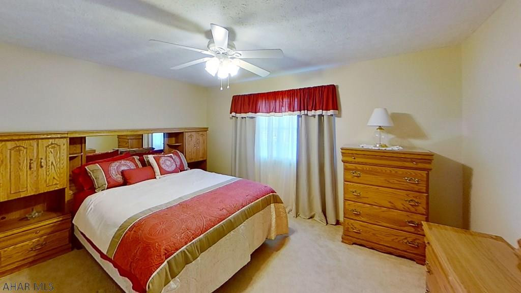 Maple Hollow - Residential