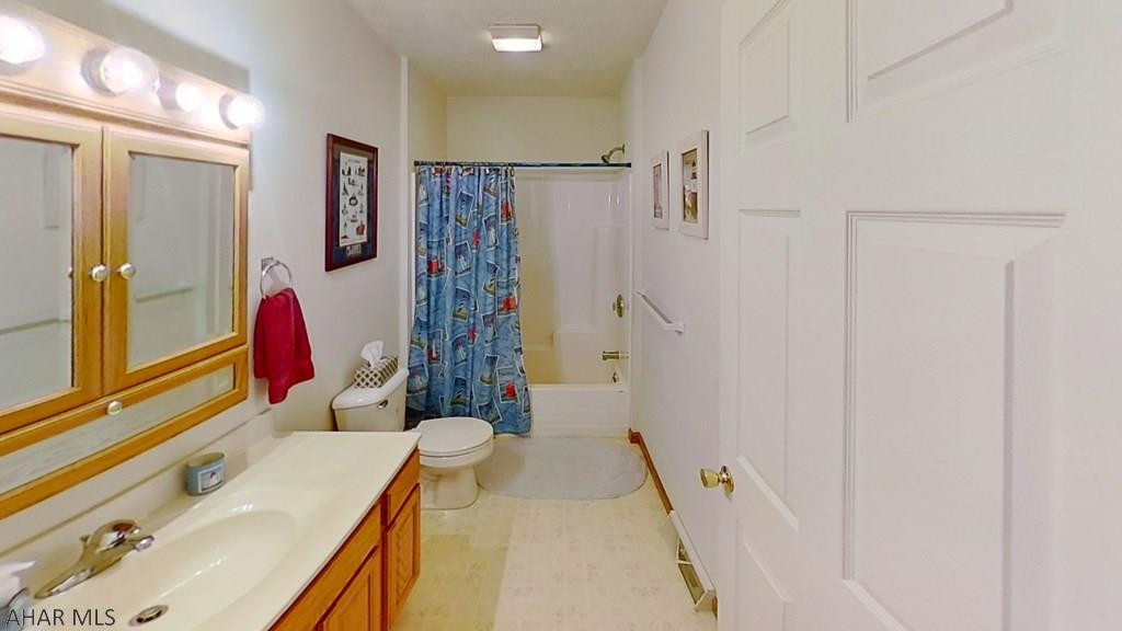 Maple Hollow - Residential