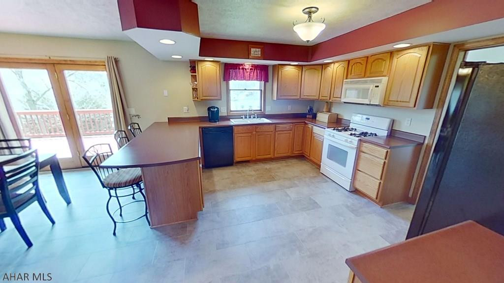 Maple Hollow - Residential