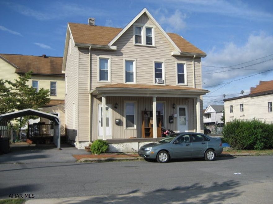 side by side-2unit in Altoona,2 bedrooms 1 bath in each