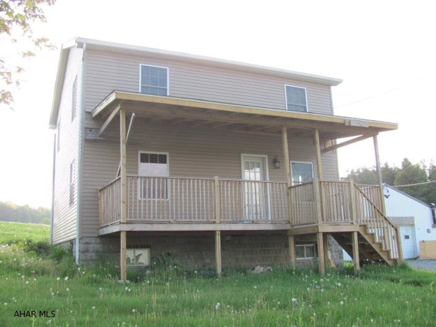 Penn Cambria- 2 story, 3BR, 1 1/2 bath totally remodeled home on approx 1.4 ares. 32 x 40 detached garage. Great for workshop