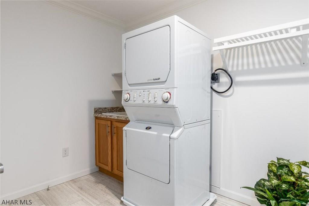 Deer Meadow 55+ Gated Community - Residential