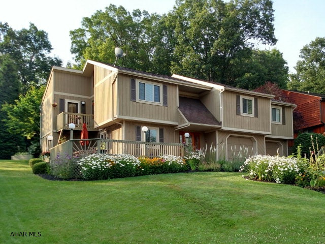 Cricket Knoll - Residential