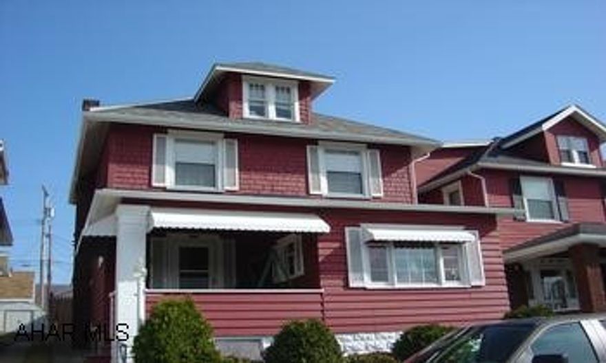 New Roof & Electric.  Move-in Condition!!