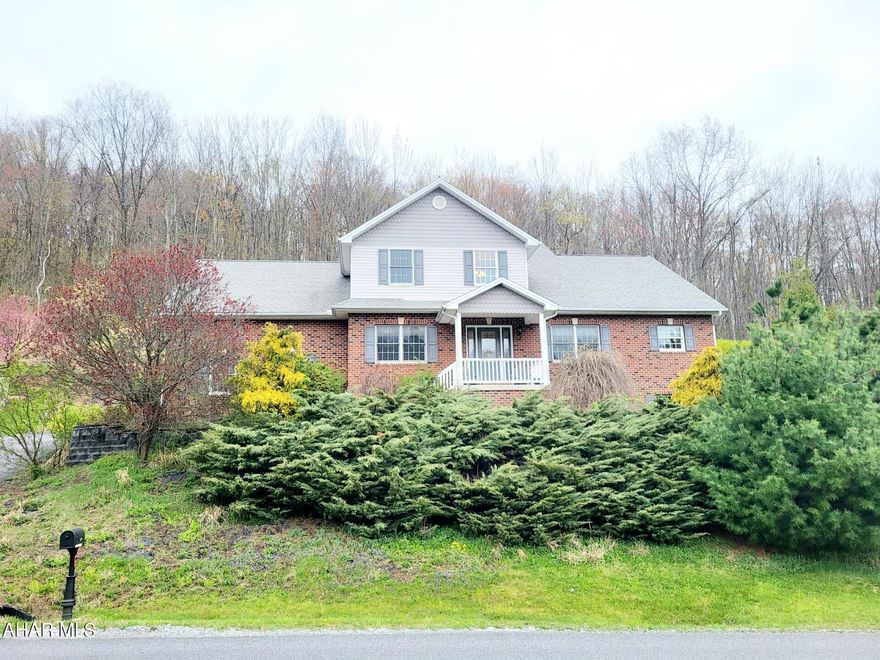 Charming 4 bedroom home in Castle Farms. This home is much larger than it appears. Having vaulted ceilings and walkways on the upper level this home layout is nice and open. The first floor offers a kitchen, dining room, great room with a lot of natural lighting, full bathroom, laundry, powder room, and primary suite on the first floor. The primary suite on the first floor offers double closets and a full bathroom. The second floor offers another suite with a full bathroom, main floor bathroom, and two additional bedrooms. The partially finished basement underwent a full renovation. The outdoor space can be redone with your preference of mulch and plants. The backyard and covered patio are great for gatherings. The oversized two car attached garage offers additional storage. Call for more information or your tour.