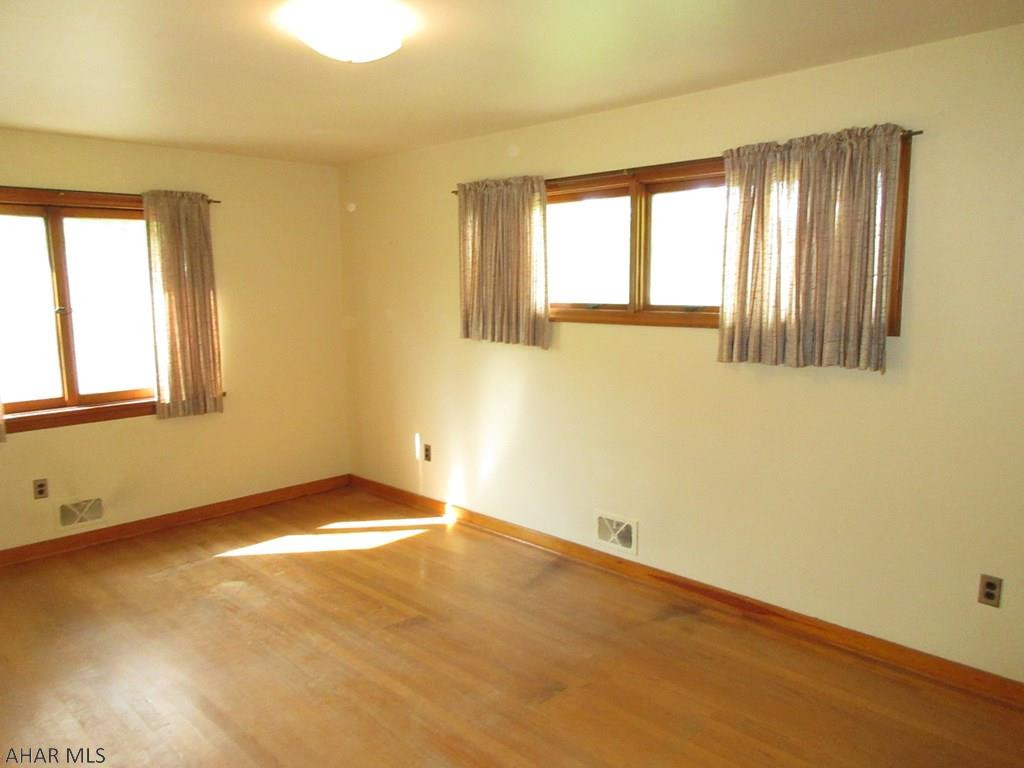 Calvert Hills - Residential