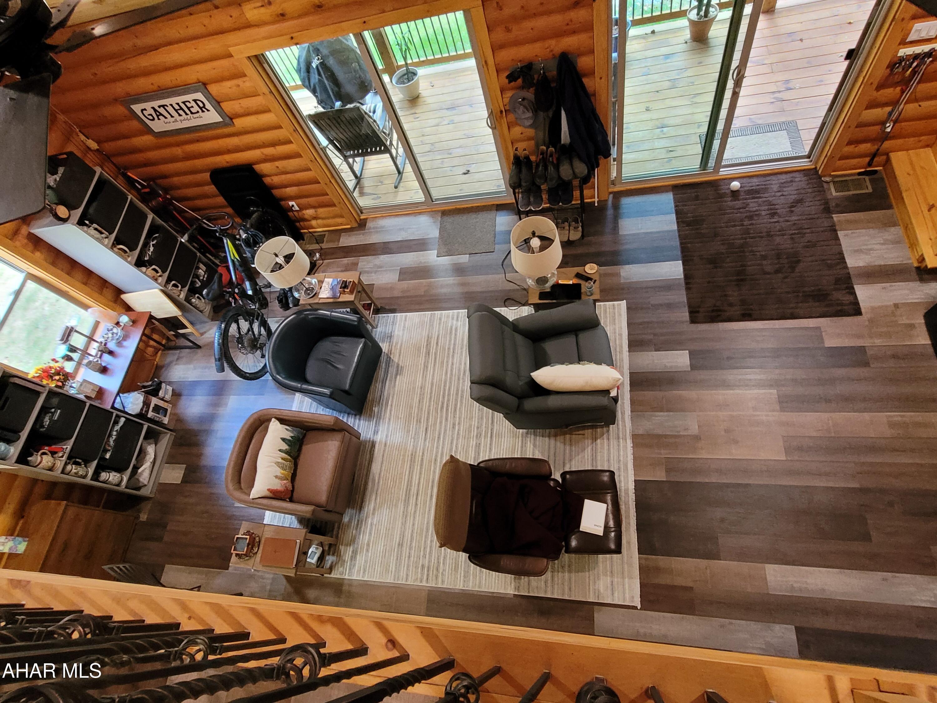 Glendale Yearound - Residential