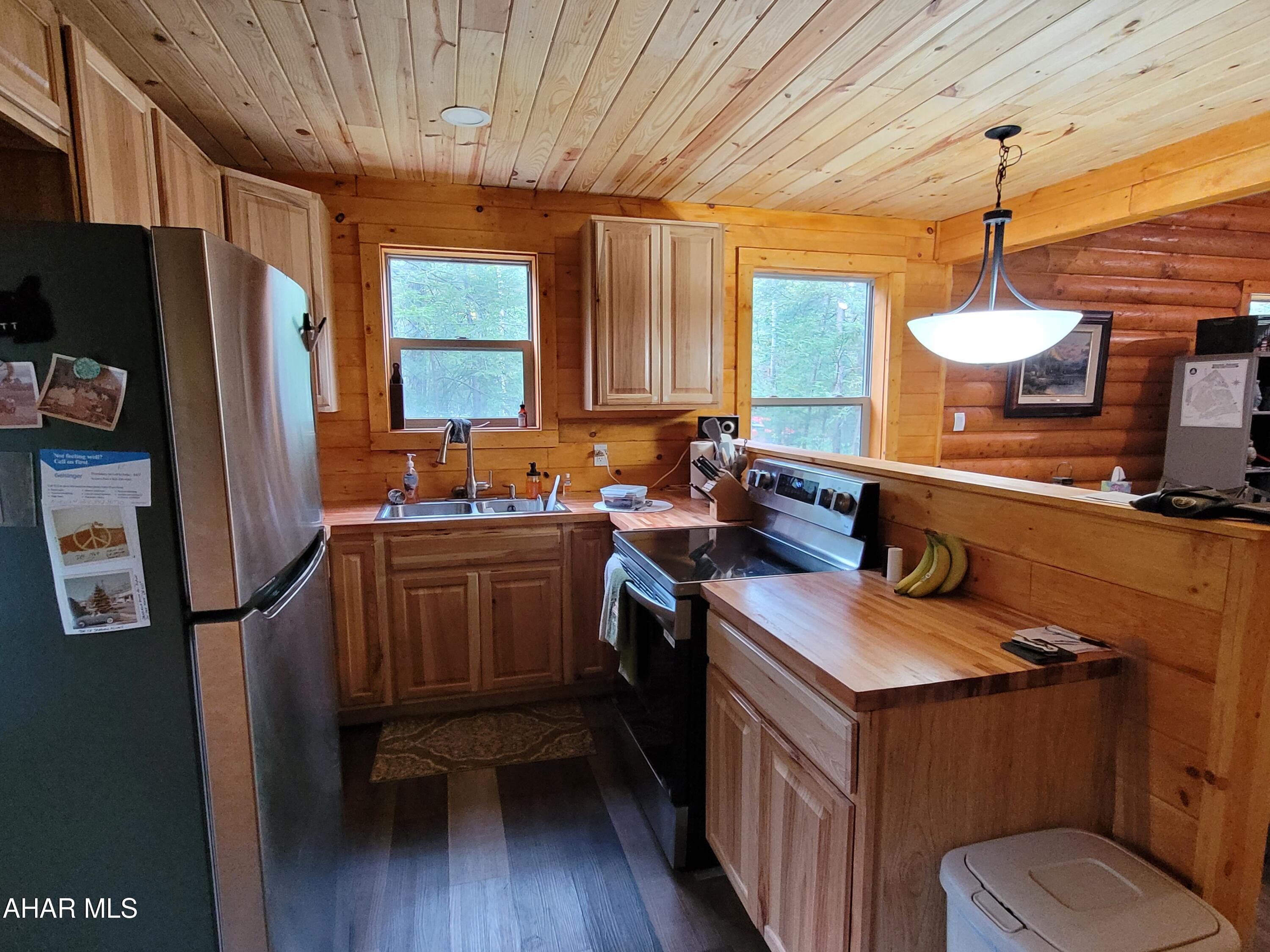 Glendale Yearound - Residential