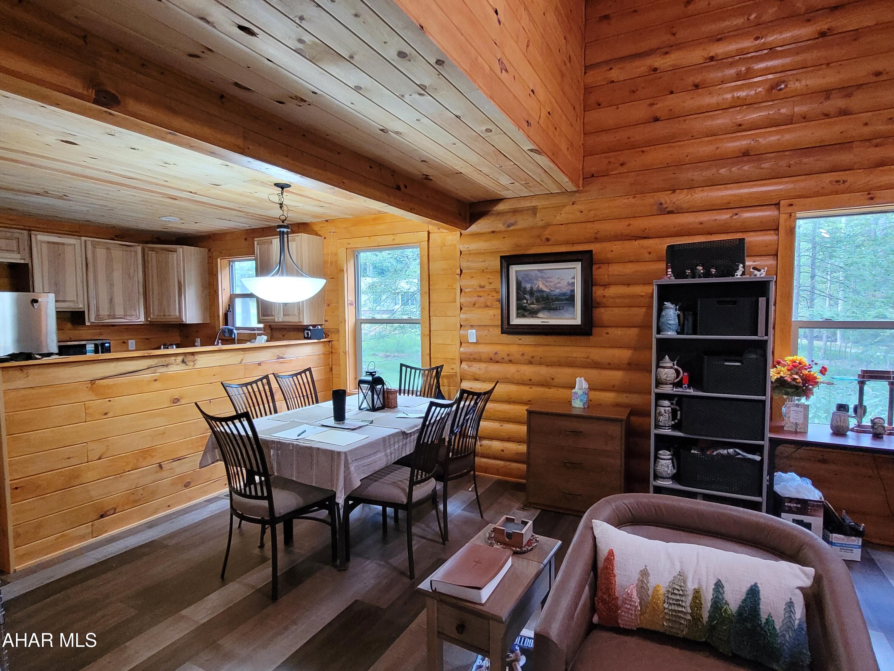 Glendale Yearound - Residential