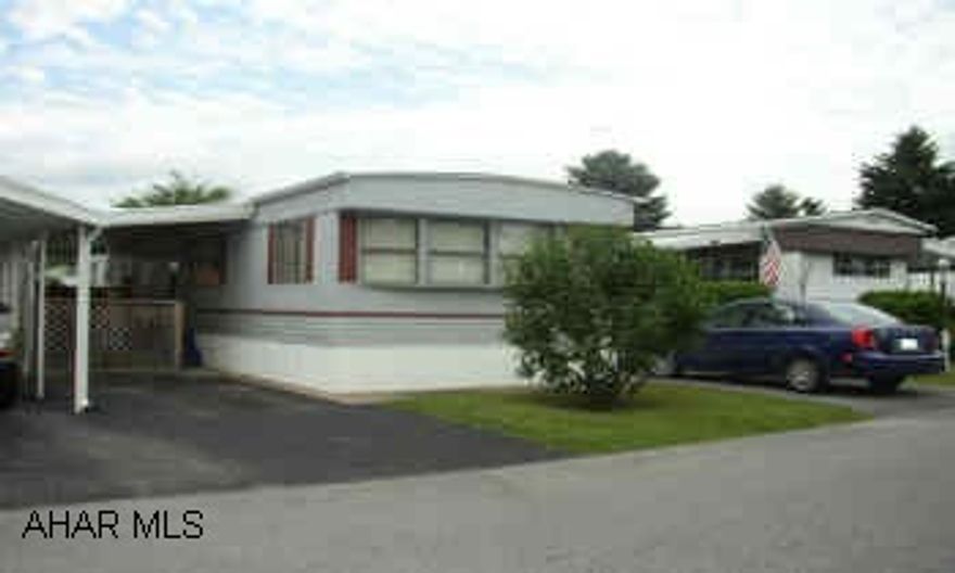 METICULOUSLY WELL KEPT HOME WITH SPACIOUS BEDROOMS & LOTS OF CLOSET SPACE. CENTRAL AIR, ALL APPLIANCES AND SHED STAY. 2 CAR OFF STREET PARKING.