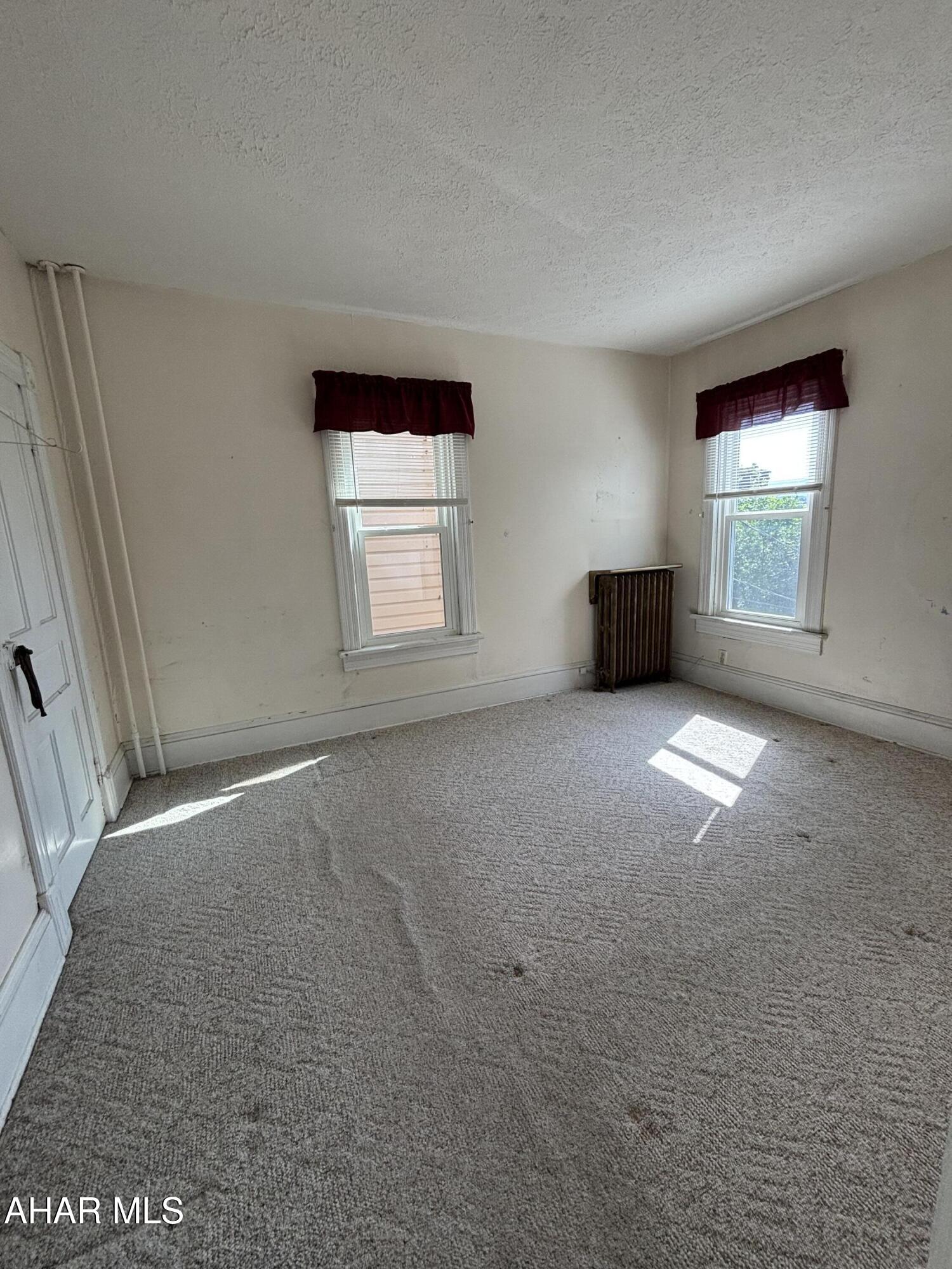 Juniata - Residential