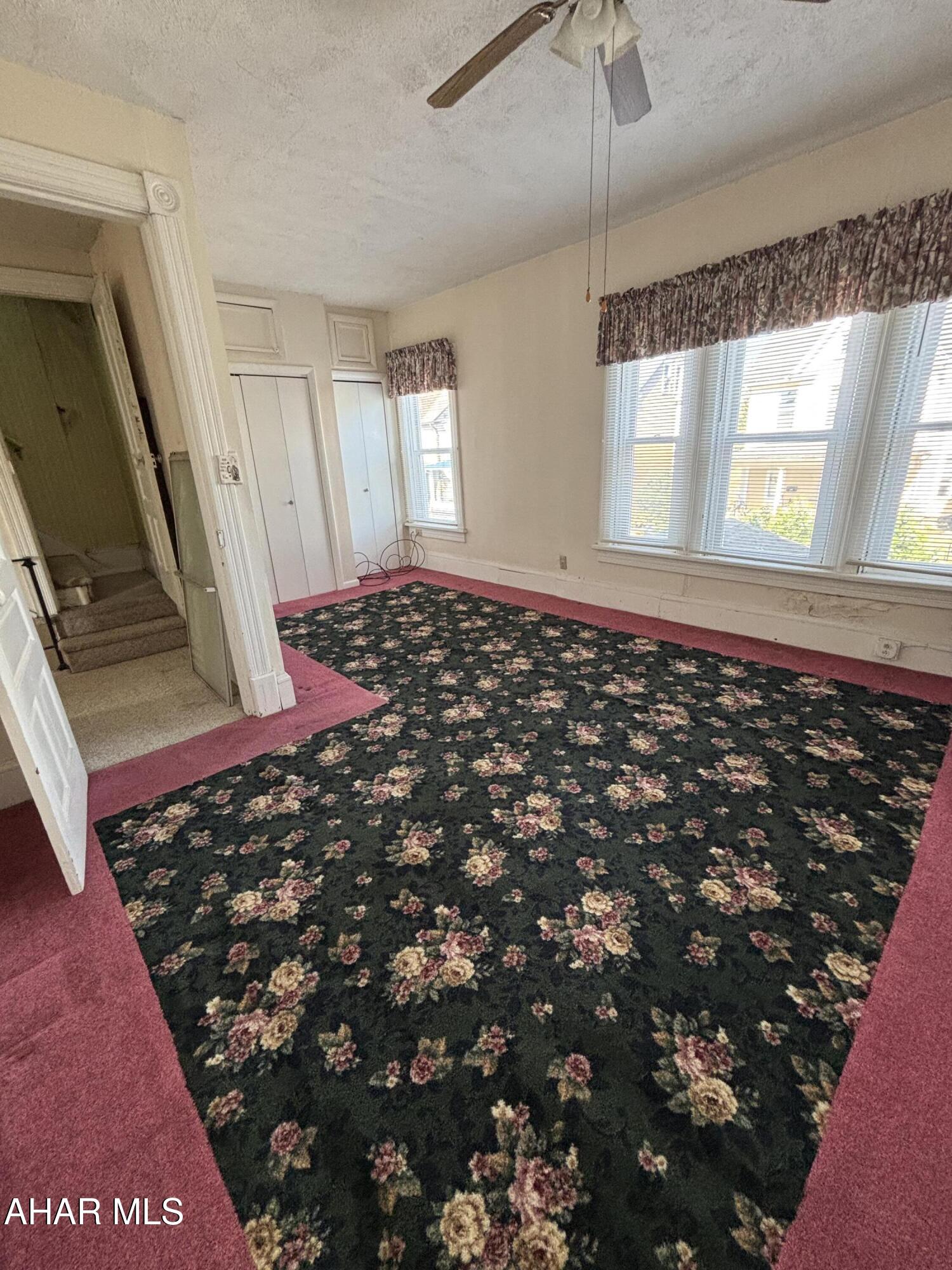 Juniata - Residential