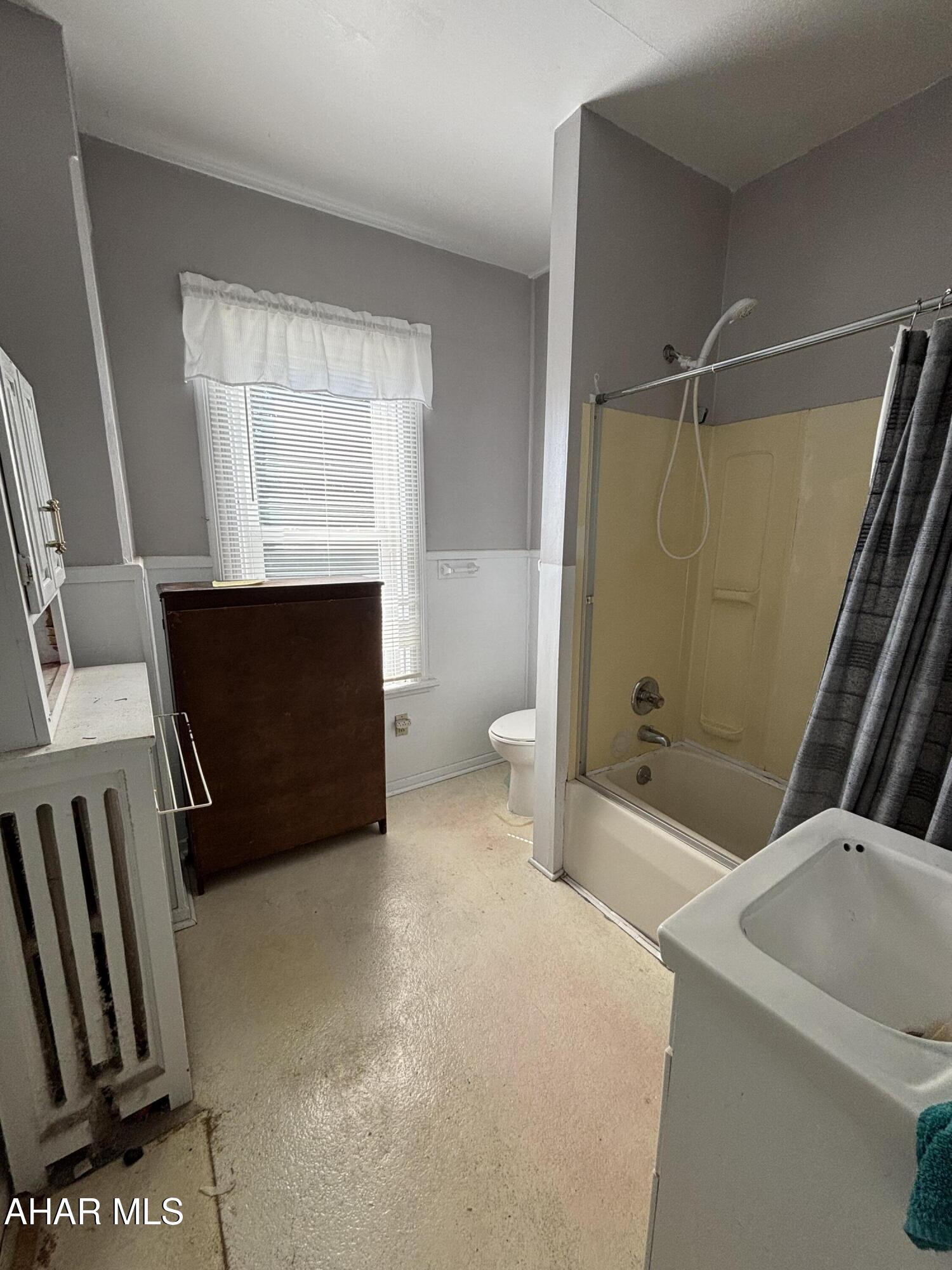 Juniata - Residential