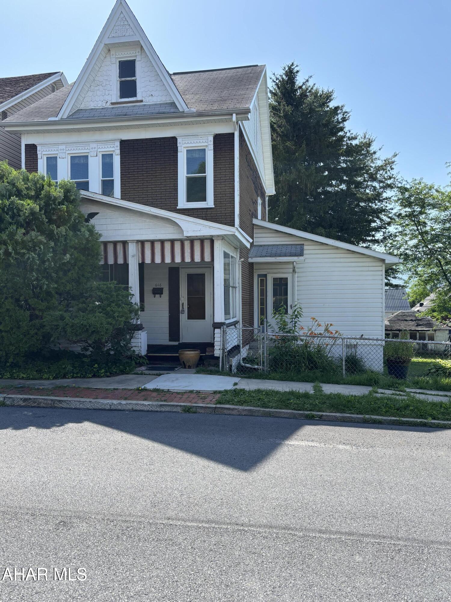 Juniata - Residential