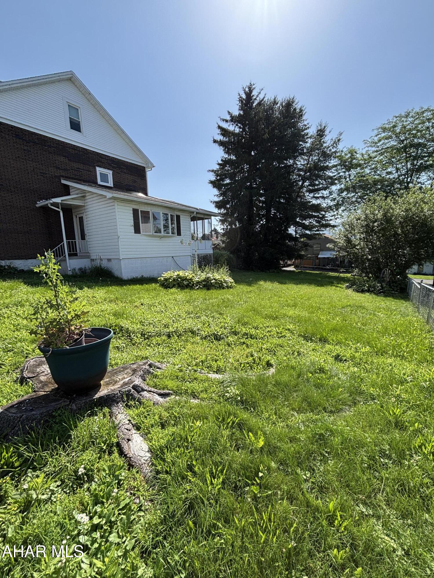 Juniata - Residential