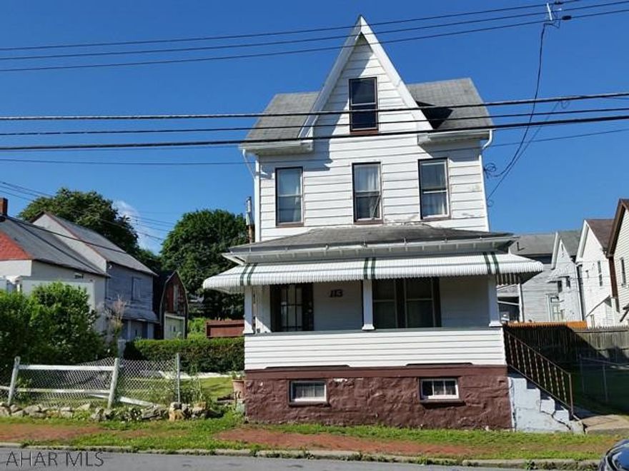 3-Bedrooms, bath and office upstairs. Kitchen, formal dining room and living room. Has off street parking. (Needs plumbing repairs - has broken water pipes - SOLD AS IS). Stove, refrigerator, washer and dryer included. J-388