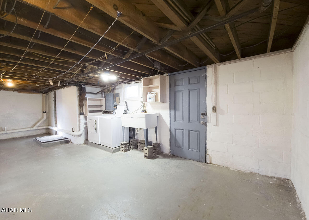 Hollidaysburg - Residential