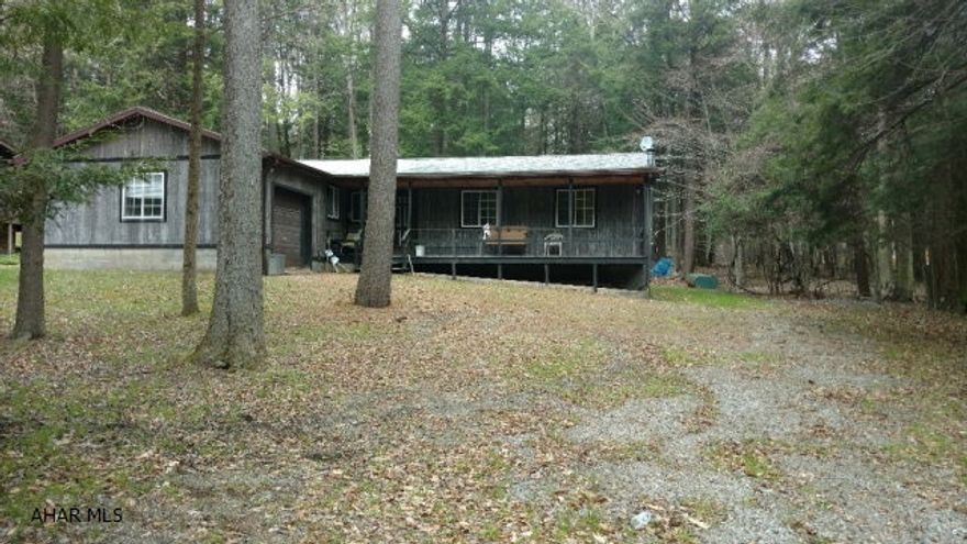 Priced to sell! Great 3 bed 1.5 bath inside Glendale with over a half acre lot! This home features a covered side deck, great fire pit area for entertaining outside and secuirty system. The basement could be finished into a game room and 2/3 more bedrooms. Don't miss this home! Call listing agent today!