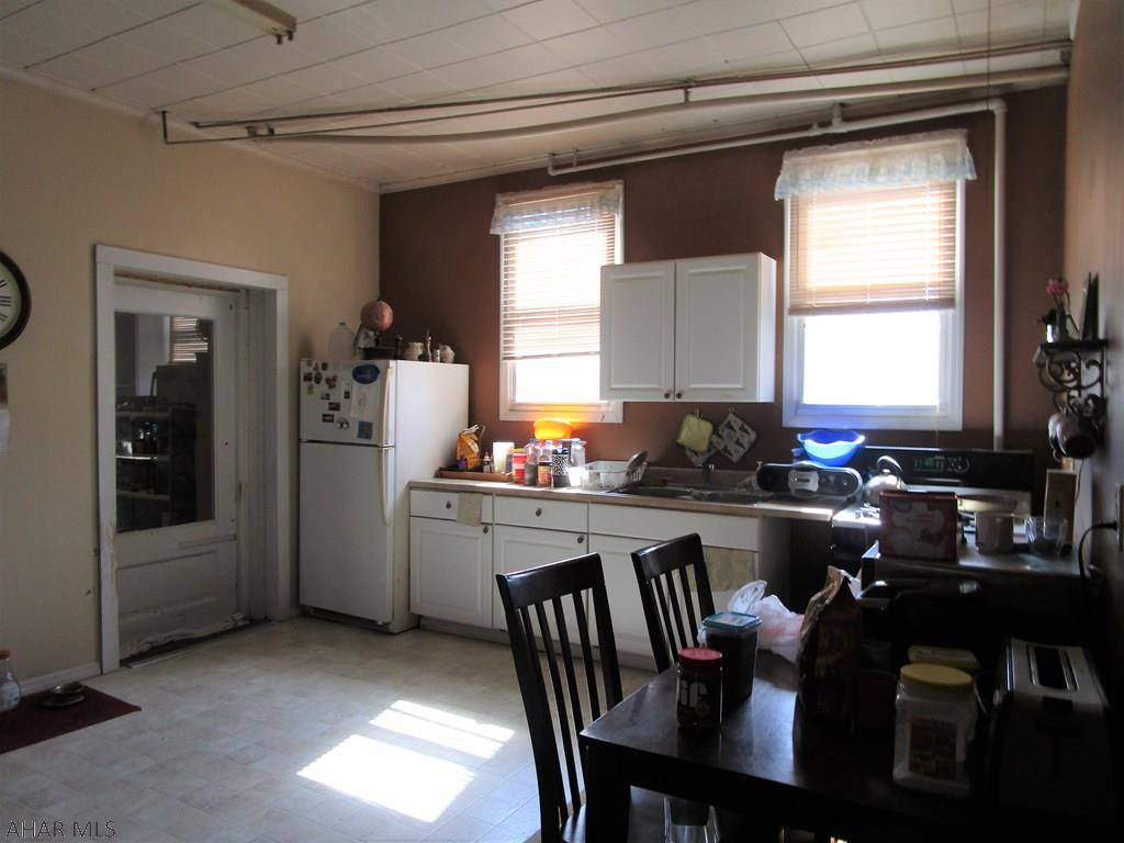 Hollidaysburg - Residential Income