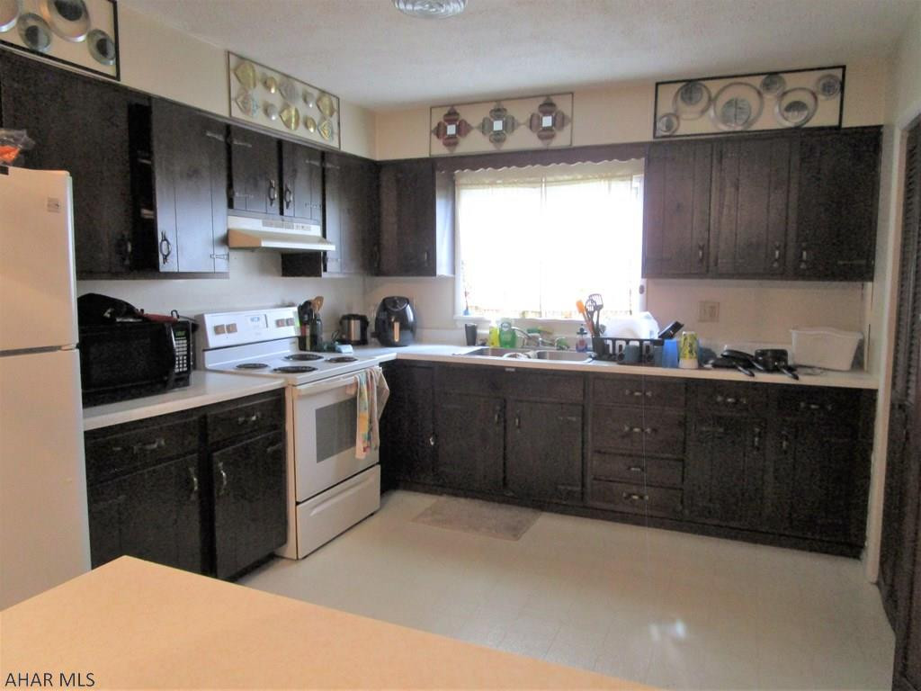 Hollidaysburg - Residential Income