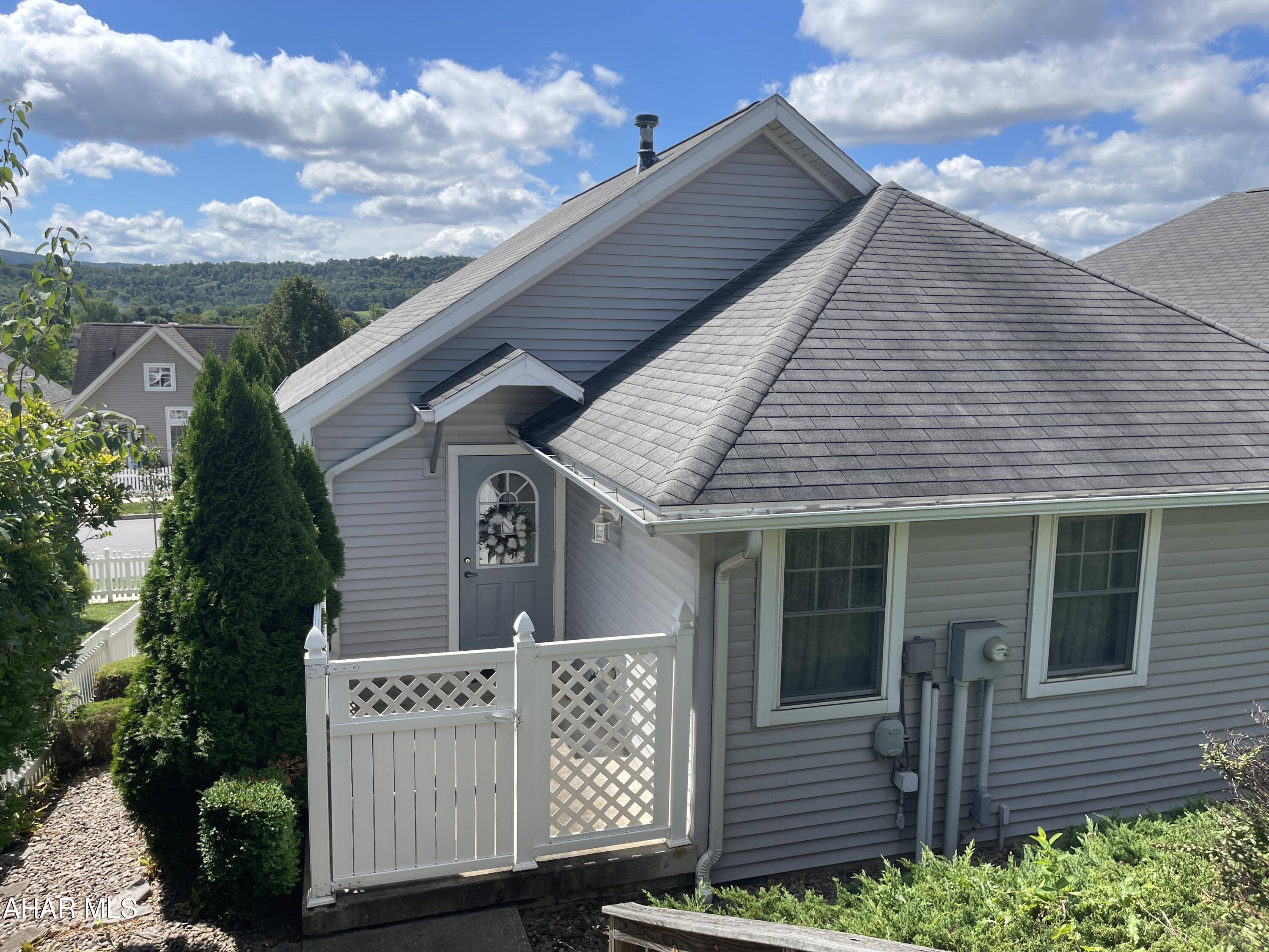 Holiday Hills - Residential