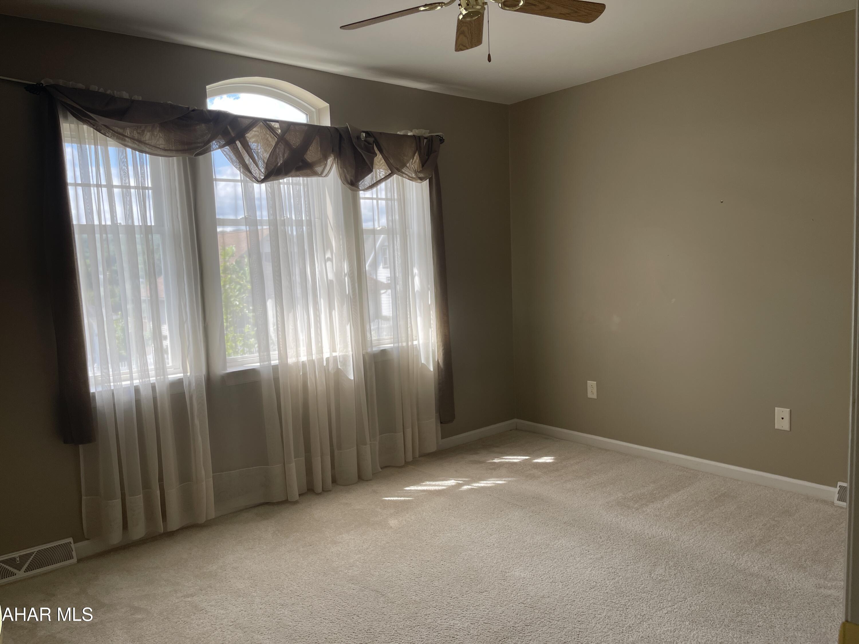 Holiday Hills - Residential