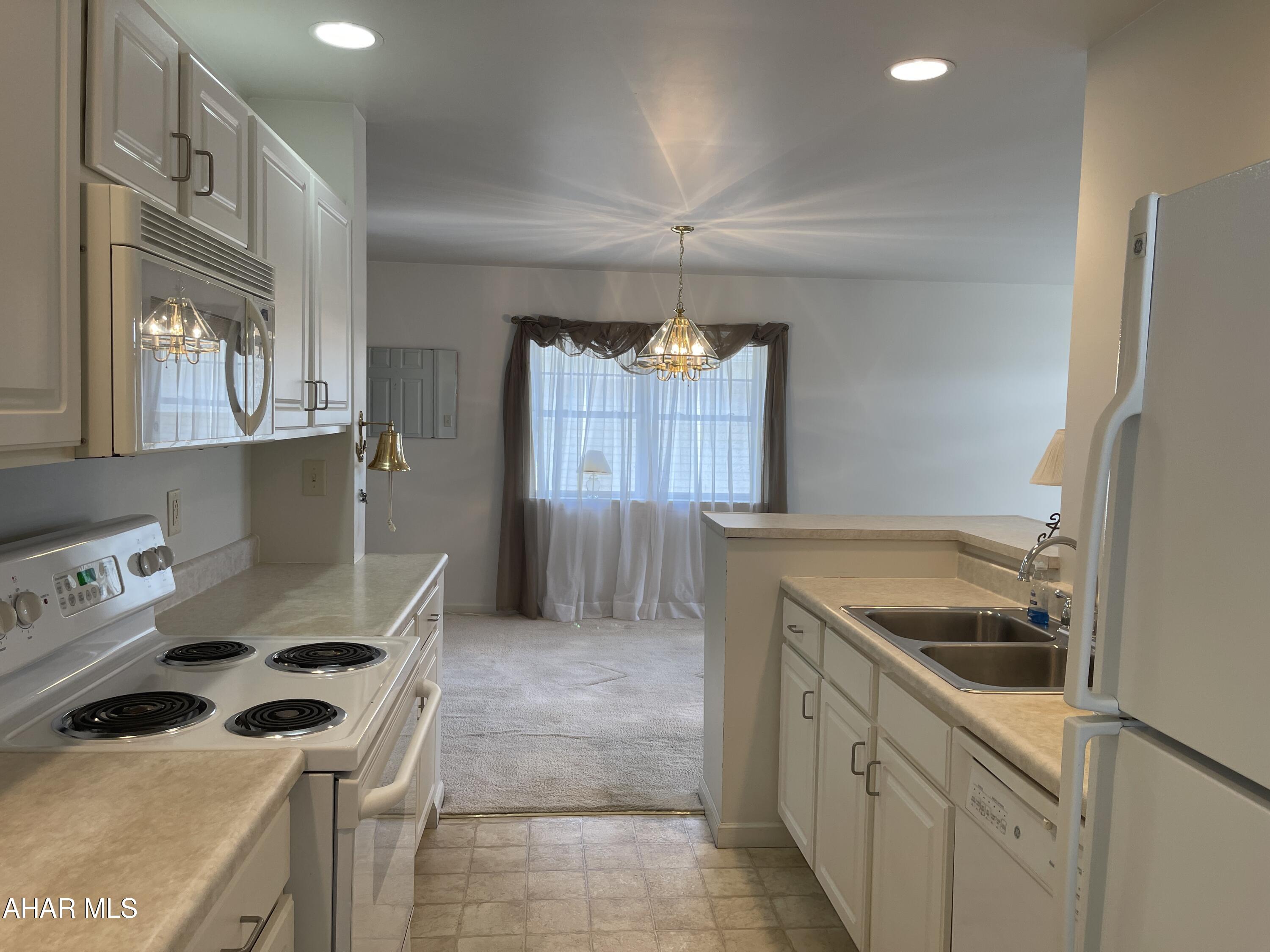 Holiday Hills - Residential