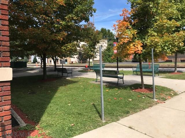 Unknown - Commercial Sale