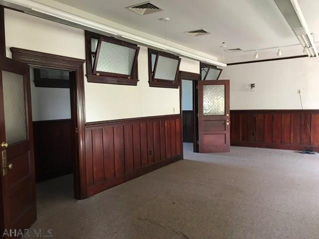 Unknown - Commercial Sale