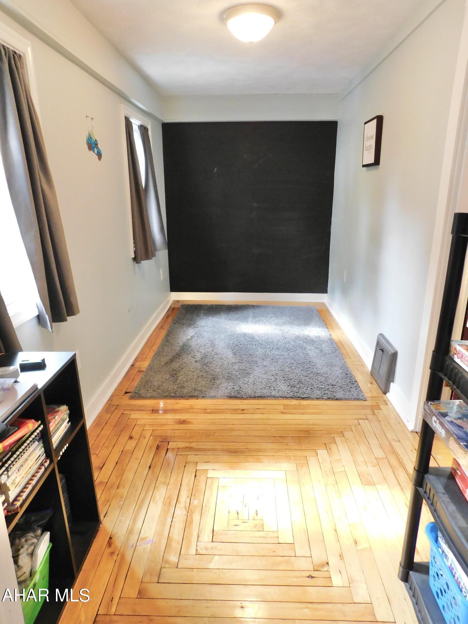 Juniata Gap - Residential