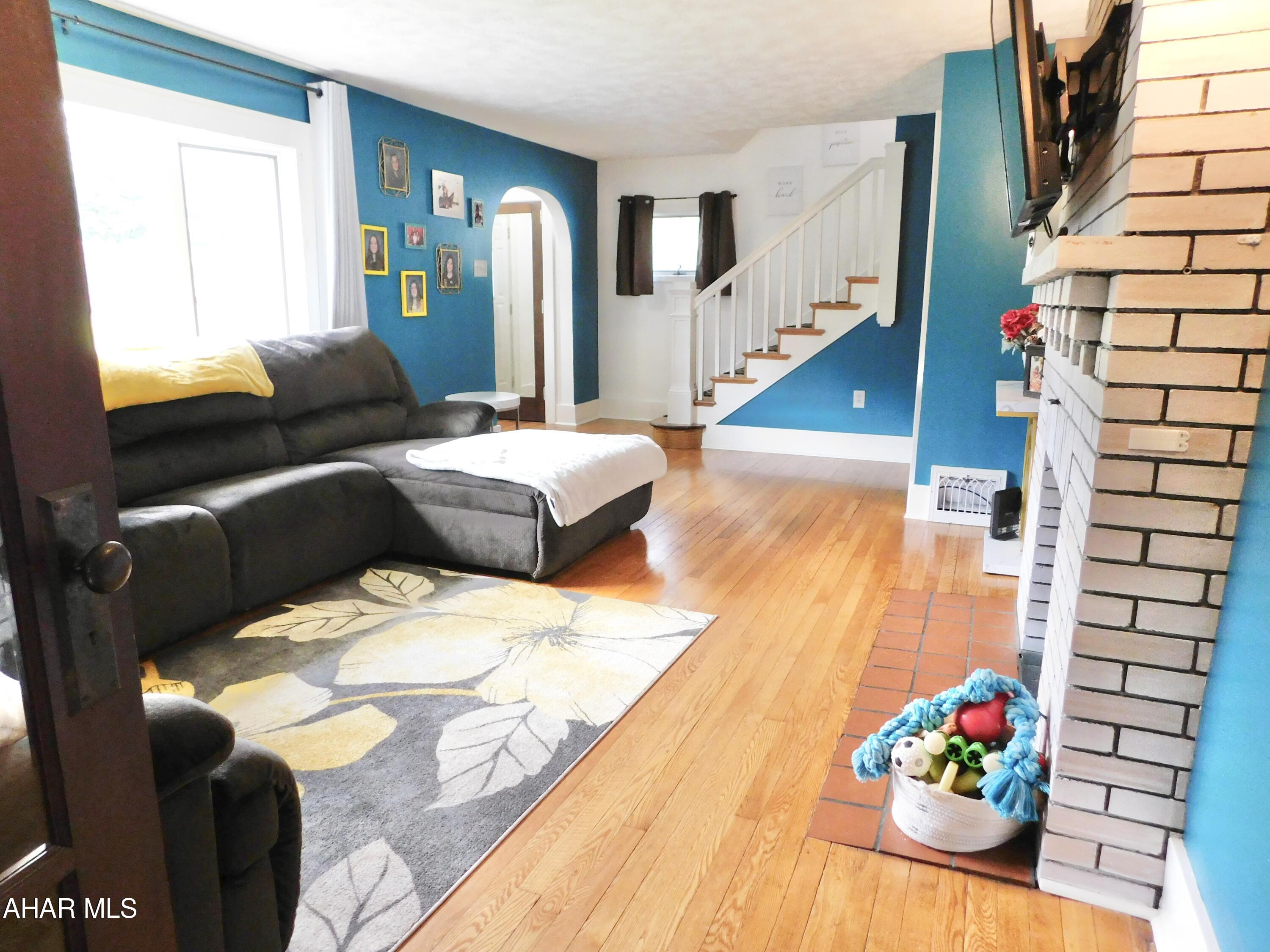 Juniata Gap - Residential